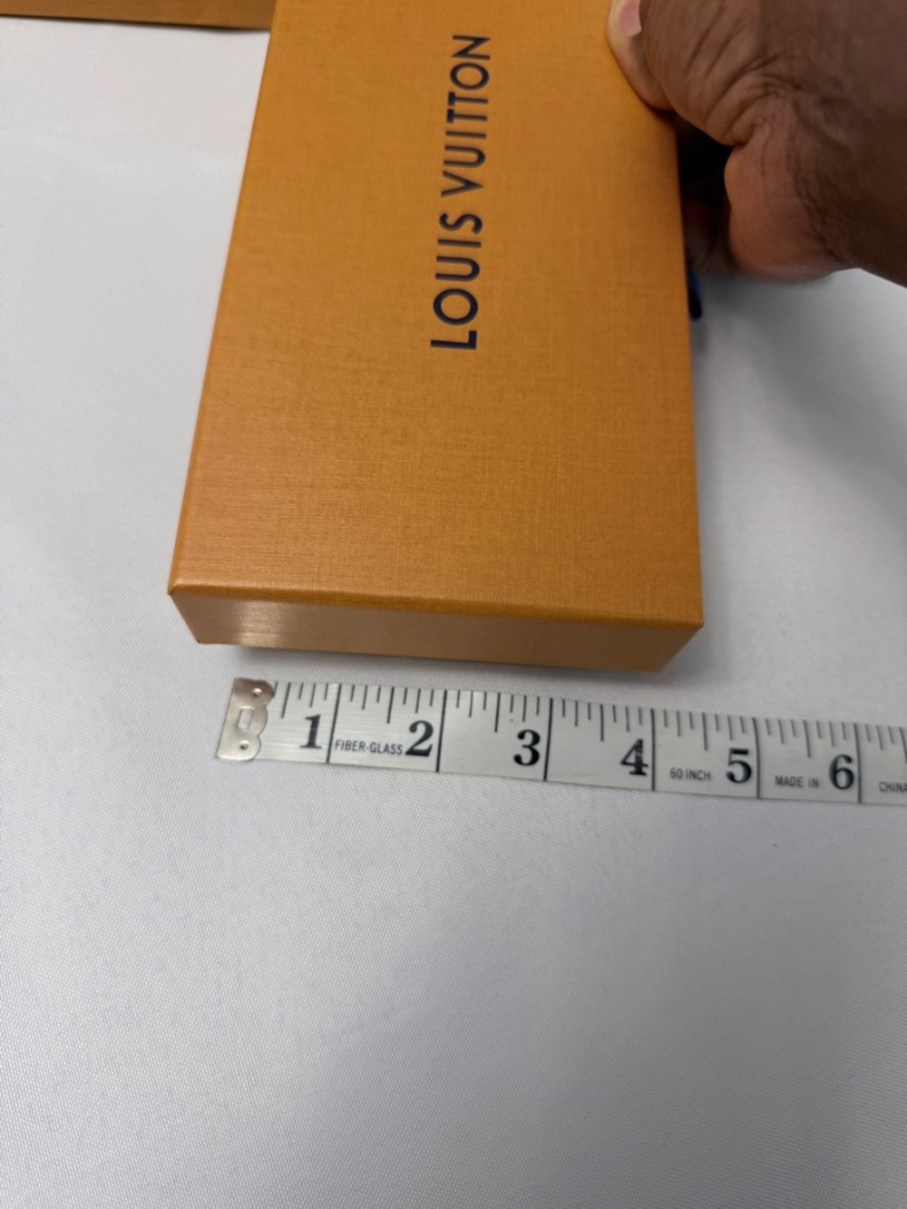 Louis Vuitton Orange Gift Box and Bag with Blue Ribbon Accents - Picture 5 of 10